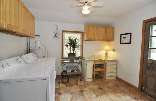 Ocracoke House | Better Days: Pet friendly home with enclosed yard. Screened porch.