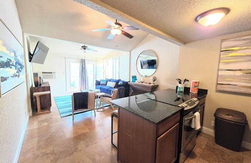 Mid America Condo | Better to WAKE at the LAKE