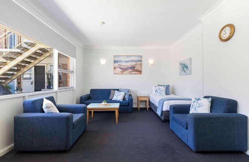 Glenelg Apartment | Betty's Bayside Retreat | 1BRM Glenelg