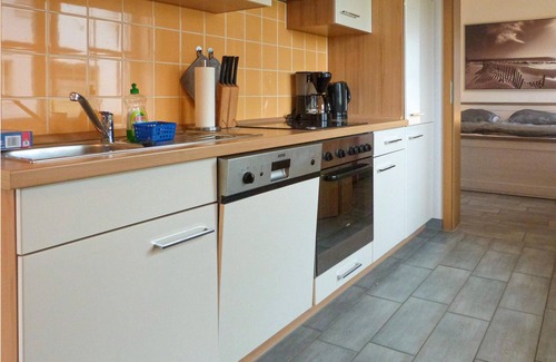 Monchgut-Granitz Apartment | "Between the Baltic Sea beach and the Bodden, the Boddenhus apartment house awaits you with its brig