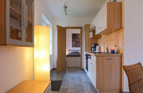 Monchgut-Granitz Apartment | Between the Baltic Sea beach and the Bodden, the Boddenhus apartment house awaits you with its brigh