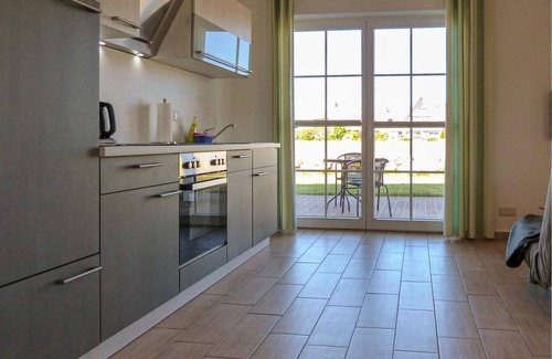 Monchgut-Granitz Apartment | "Between the Baltic Sea beach and the Bodden, the Boddenhus apartment house awaits you with its brig