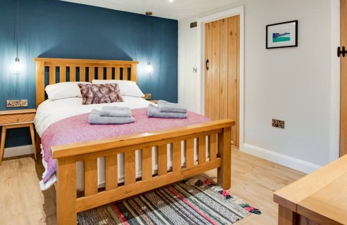 Mawddwy House | Beudy Erw'r March in Machynlleth