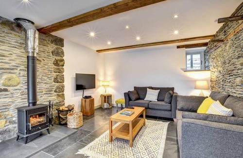 Machynlleth Cottage | Beudy Tanllan