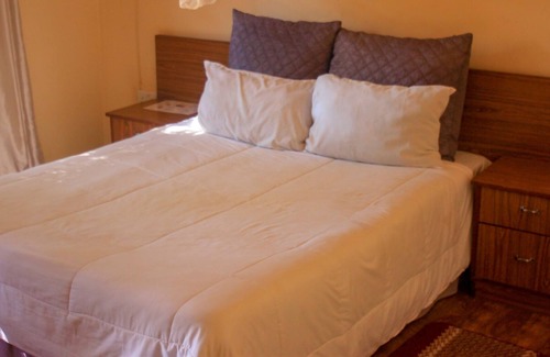 Lusaka Cabin | Beyond Horizon Lodge