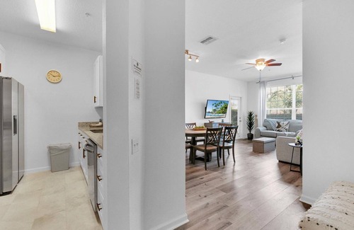 Windsor Palms Condo | BF 2Bedrooms 2303 - 102