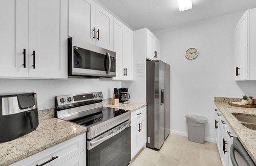 Windsor Palms Condo | BF 2Bedrooms 2303 - 102