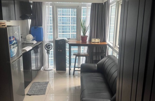 Forbes Park Condo | BGC Cheap Condo in BGC 5thavenue -23rd Street