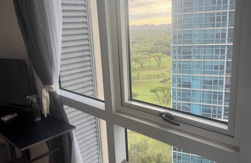 Forbes Park Condo | BGC Cheap Condo in BGC 5thavenue -23rd Street