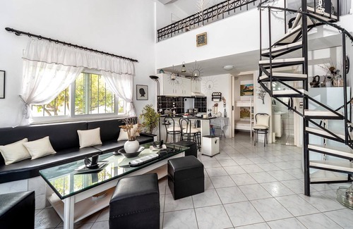 Heraklion House | BH019 - A - Calma Home