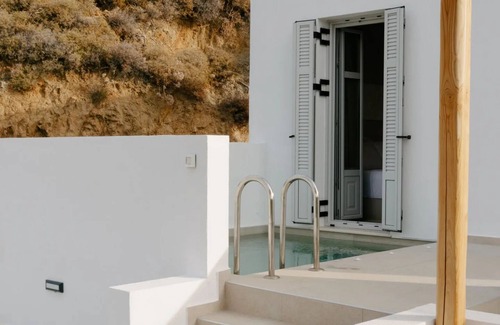 Skiros Apartment | BH274 - C - Suite Skiros