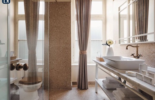 Neapoli Apartment | BHA025 - C - Suite Athens