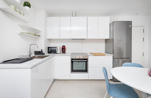 Tarifa Apartment | BHost - Waikiki