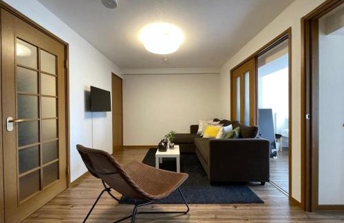 Hiroshima City Centre Apartment | bHOTEL Dai3Himawari - 2BR good for 6PPL overlooking Peace Park with WIFI!