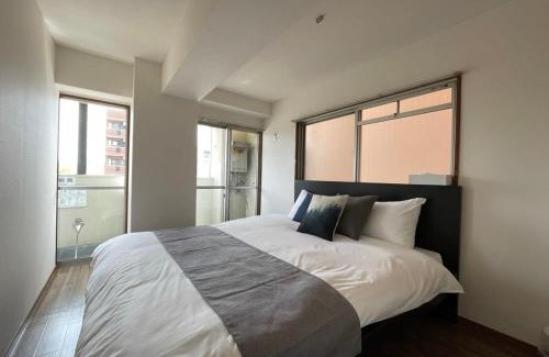 Hiroshima City Centre Apartment | bHOTEL Dai3Himawari - 2BR good for 6PPL overlooking Peace Park with WIFI!