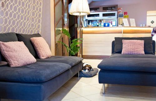 Orszagut Bed & Breakfast | BI&BI