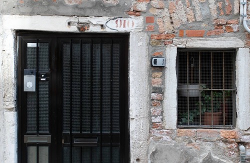Castello Apartment | Biennale Gallery Loft