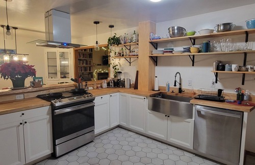 Laramie House | Big, Comfy Home near Parks and UW East Campus