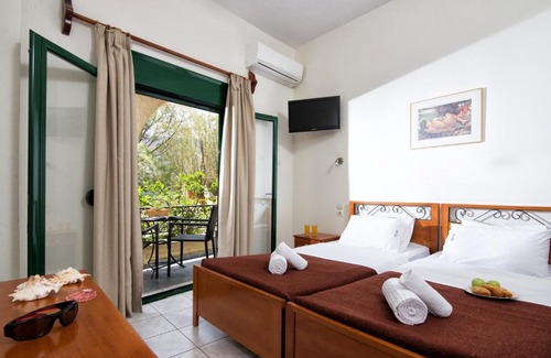 Limenas Chersonisou Apartment | Big Family Apt with Washing Machine