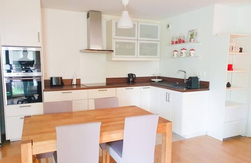 Guyancourt Apartment | Big flat close to the velodrome and national golf