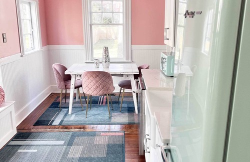 Five Points South House | Big Groups & Events Welcome! 2 Home Estate!