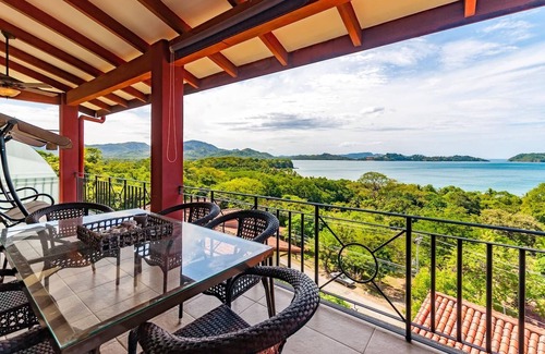 Potrero House | Big Hillside Villa in Potrero With Pool and Panoramic Ocean Views