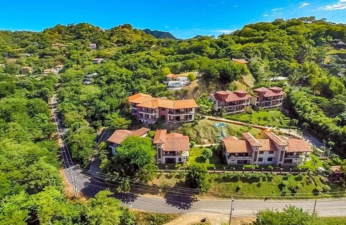Potrero House | Big Hillside Villa in Potrero With Pool and Panoramic Ocean Views