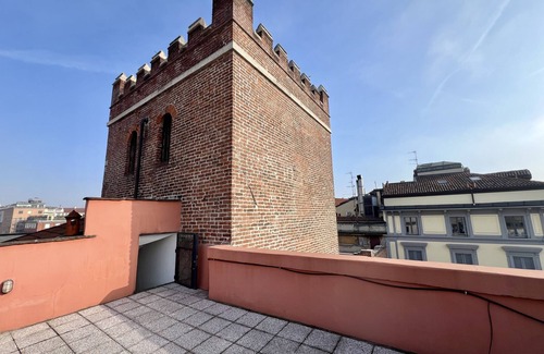 Centro Storico House | BIG Historical Colonne