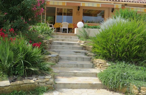 Aix-en-Provence House | Big house for family stays or with friends