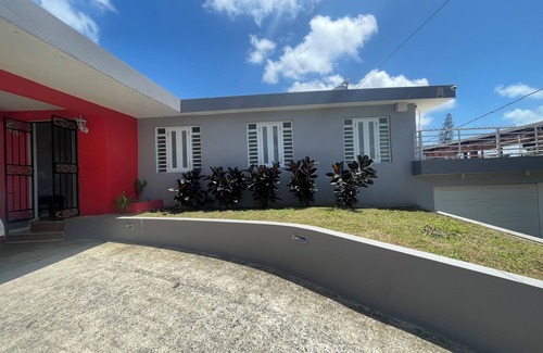Rio Piedras House | Big House Next to the Airport