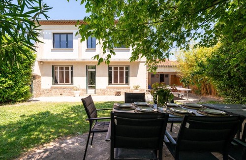 Carcassonne Villa | Big House - Parking Privée - Piscine - Wifi - tout équipée