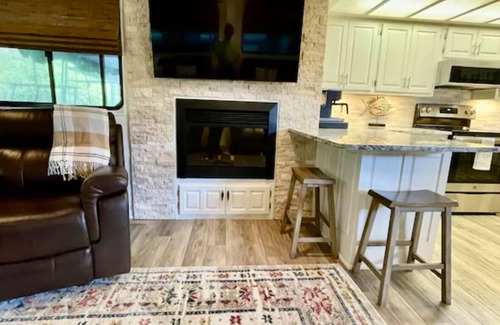 Downtown Knoxville Boat Rental | Big Orange 76’ Houseboat at Vol Landing Walk to stadium Free Parking