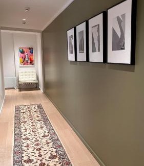Te Aro Apartment | Big Penthouse, Bigger Balcony