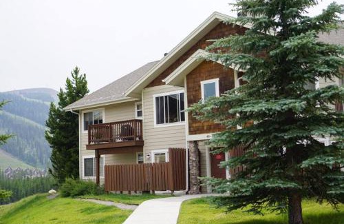 Big Sky Apartment | Big Sky Resort and Lone Peak Views