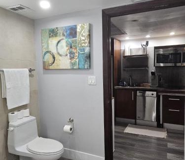 South Beach Apartment | Big studio with rooftop pool ocean view