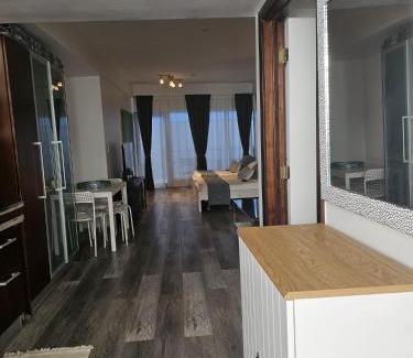 South Beach Apartment | Big studio with rooftop pool ocean view