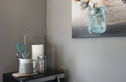 Portland Cottage | Bill's Cottage - Chic, private, spacious