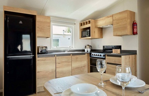 Great Houghton House | Billing Aquadrome Silver 2 Bed Caravan CP42