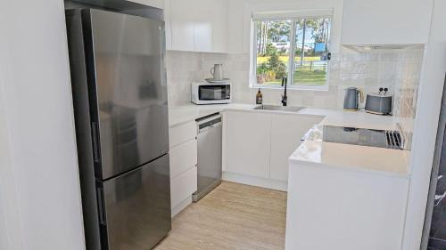 St. Georges Basin House | Billyz Basin by Experience Jervis Bay