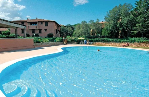 Porto Rotondo House | Bilocale ristrutturato con piscina. Spiagge vicine.