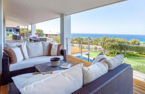Eagle Bay House | Bilyarra I Private Properties