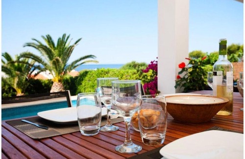 Binibequer Vell Villa | BINI CEL for 6 pax Heated Pool on request