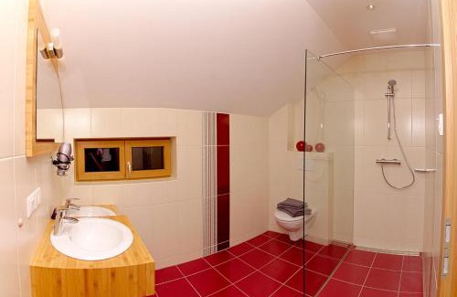 Weisspriach Ski Chalet | Bio Chalet "Sonne"