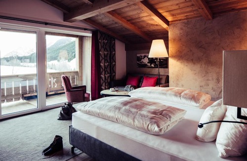 Zoeblen Hotel | Biohotel Bergzeit