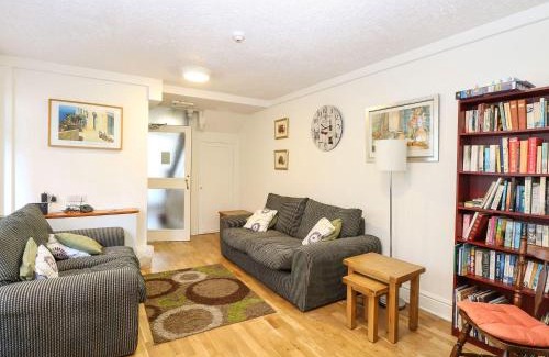Cromer House | Birch House
