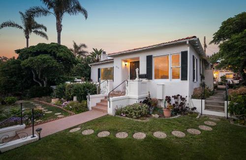 La Jolla House | Bird Rock, La Jolla Whitewater with AC