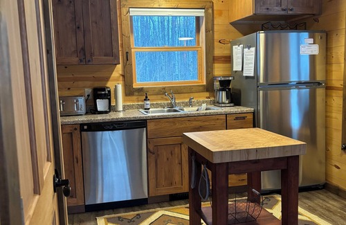 Hayward Cabin | Birkie Haven - a Northwoods cabin retreat with full amenities!