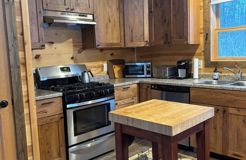 Hayward Cabin | Birkie Haven - a Northwoods cabin retreat with full amenities!