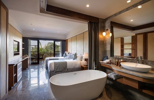 Ubud Resort | Bisma Room with Jungle View