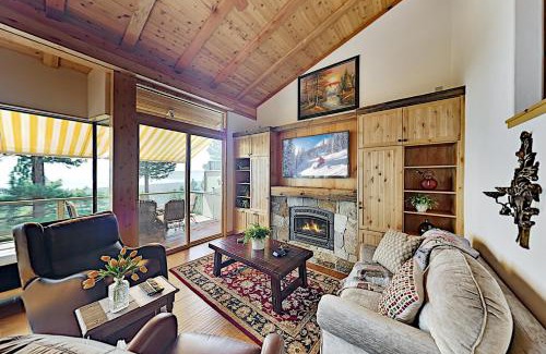Incline Village Apartment | Bitterbrush 25